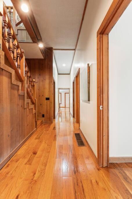 Roost On Ridgepole Dillard Exterior photo